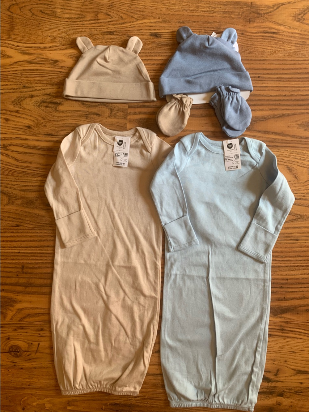 NWT The Children’s Place- baby organic sleep gowns & cap & mit bundle size 0-3 M
